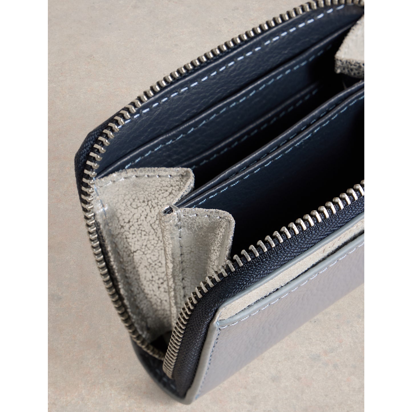 White Stuff Cerys Zip Around Purse