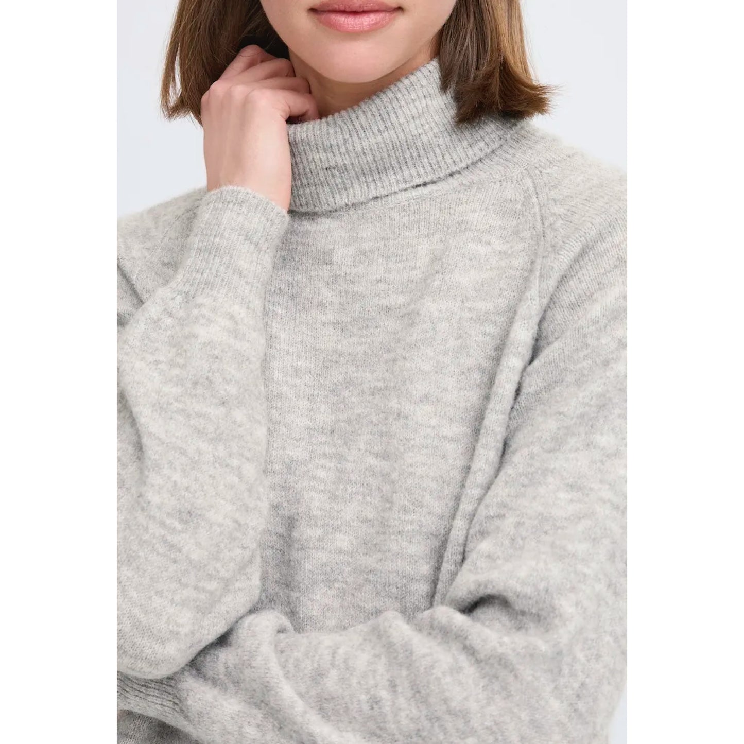 B.young Monna Roll Neck