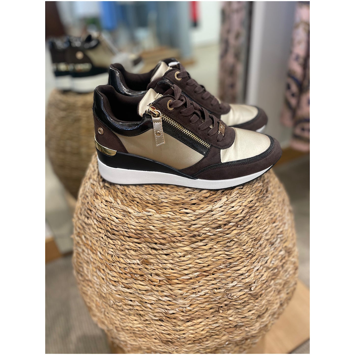 PRE-LOVED XTI Trainers Size 6 (39)