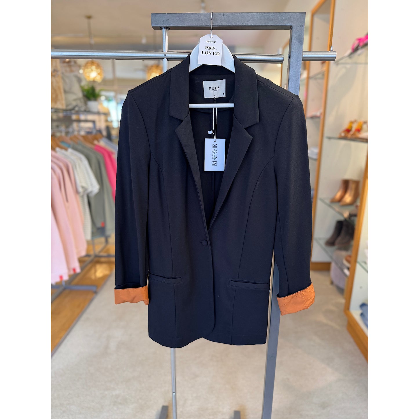 PRE-LOVED Pulz Blazer Size 14