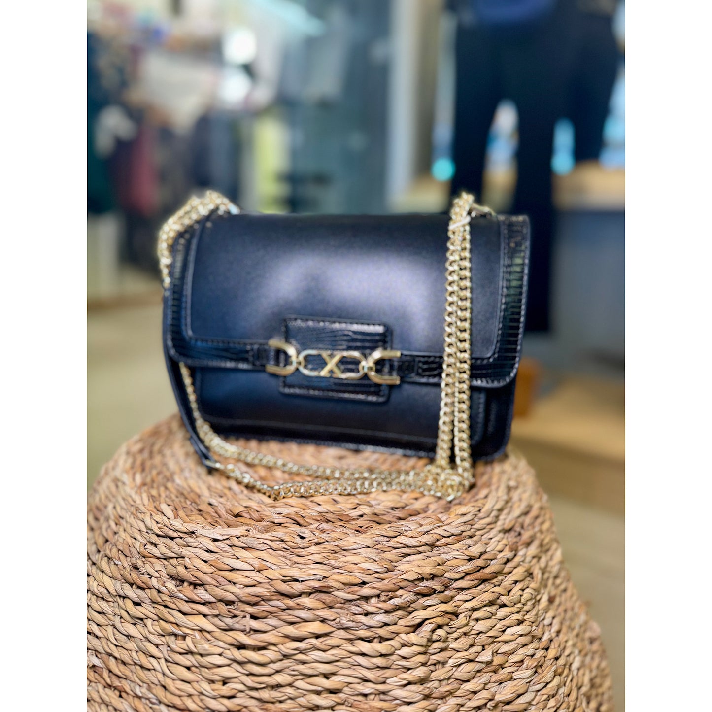 XTI Chain Strap Bag