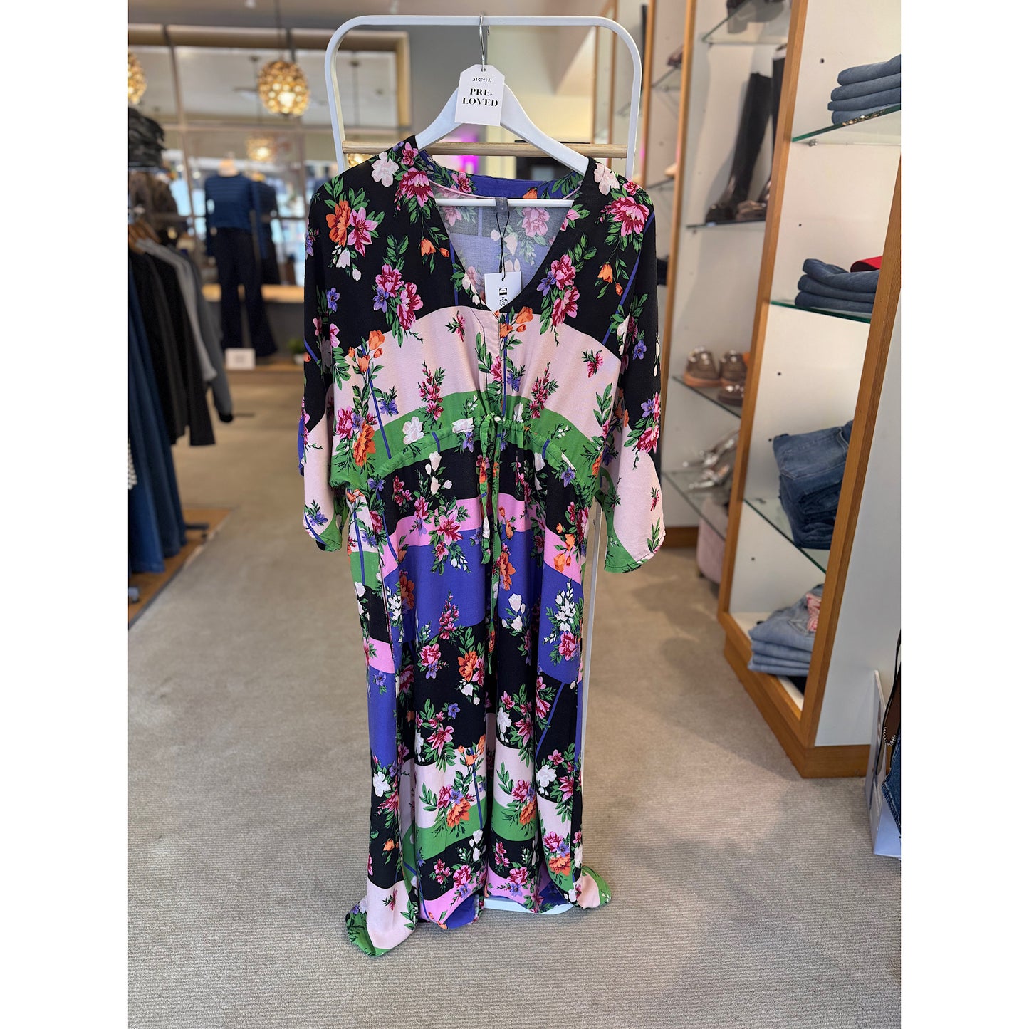PRE-LOVED Culture Maxi Dress Size Medium