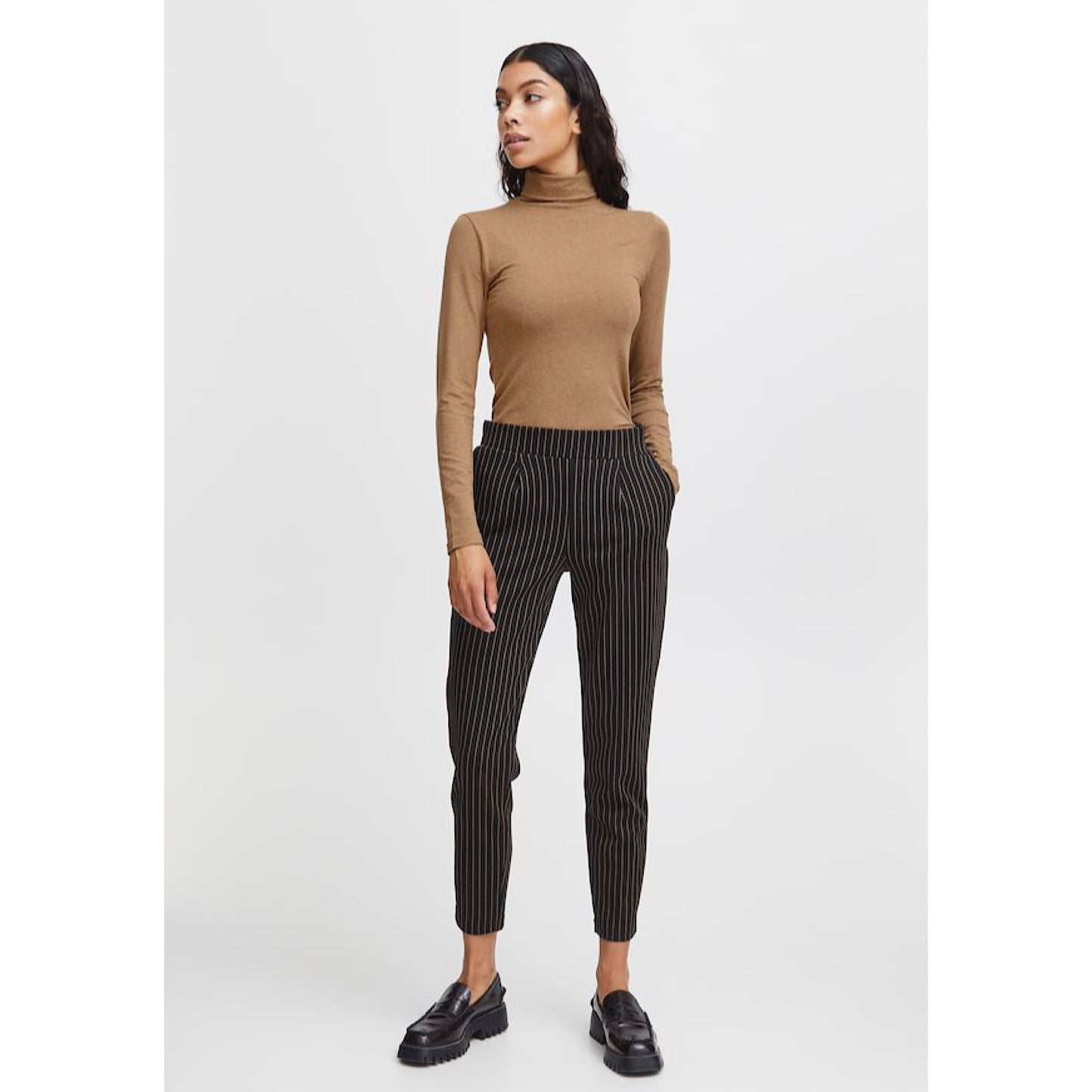 B.young Pamila Roll Neck