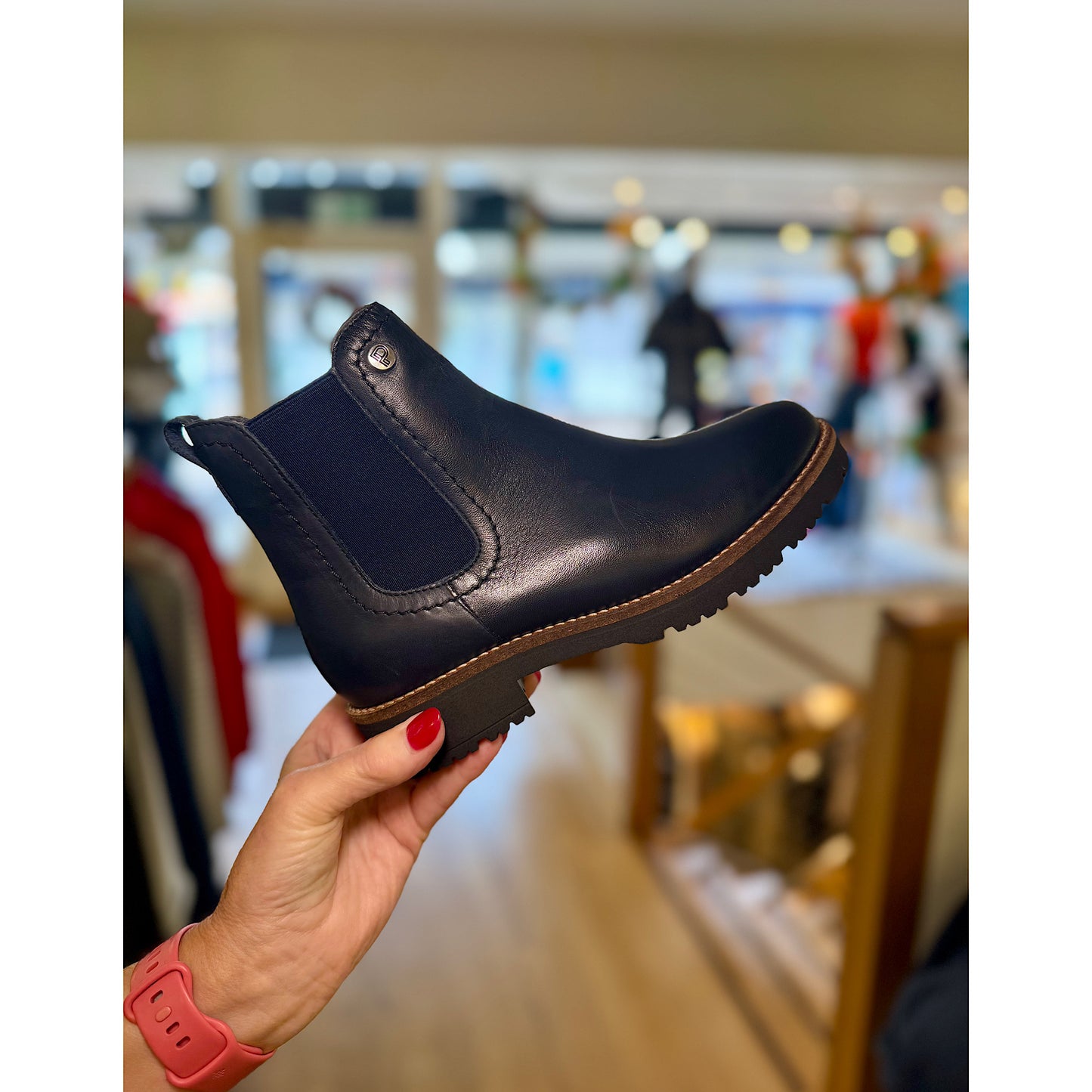 Pitillos Navy Leather Chelsea Boot