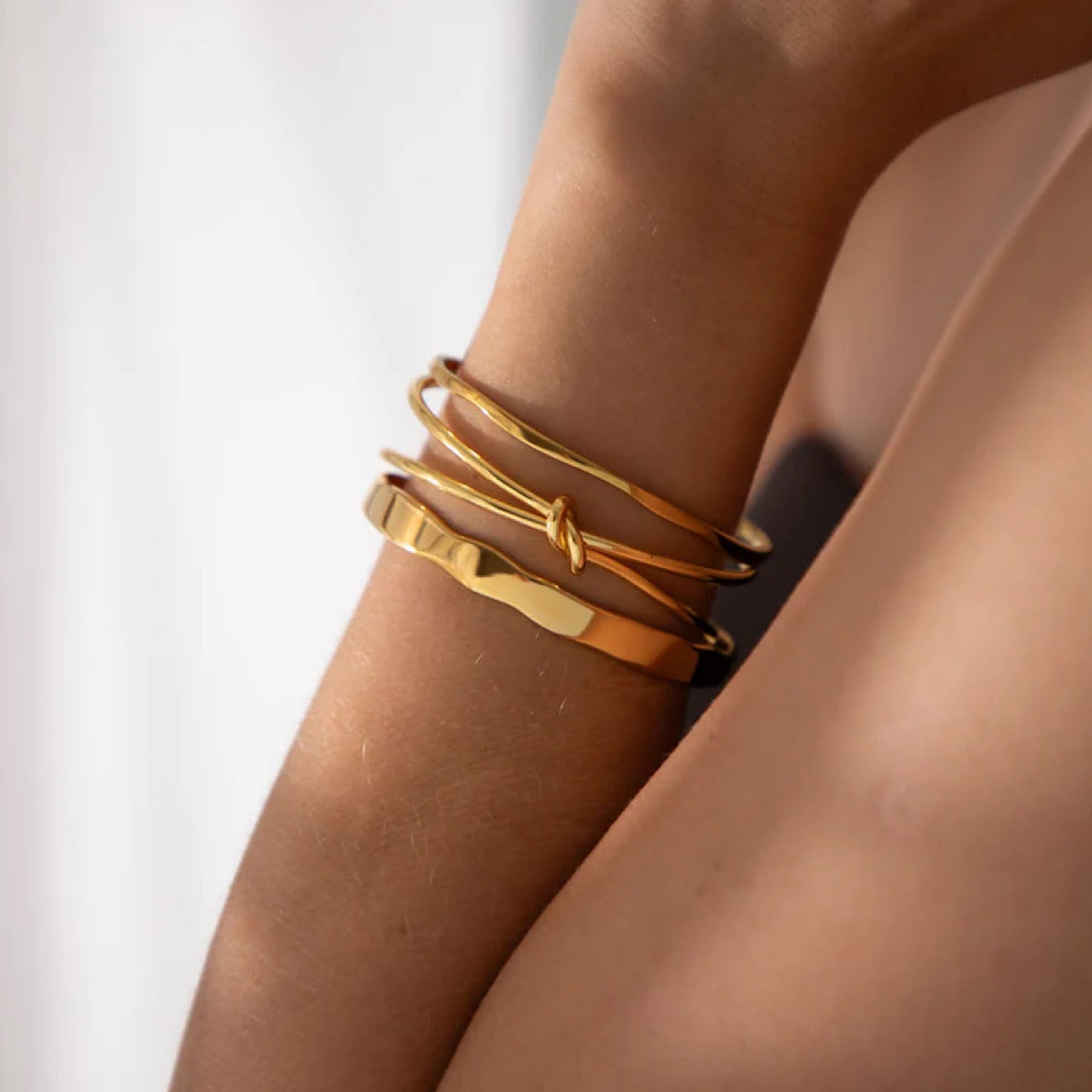 Gold Knot Cuff Single Bracelet