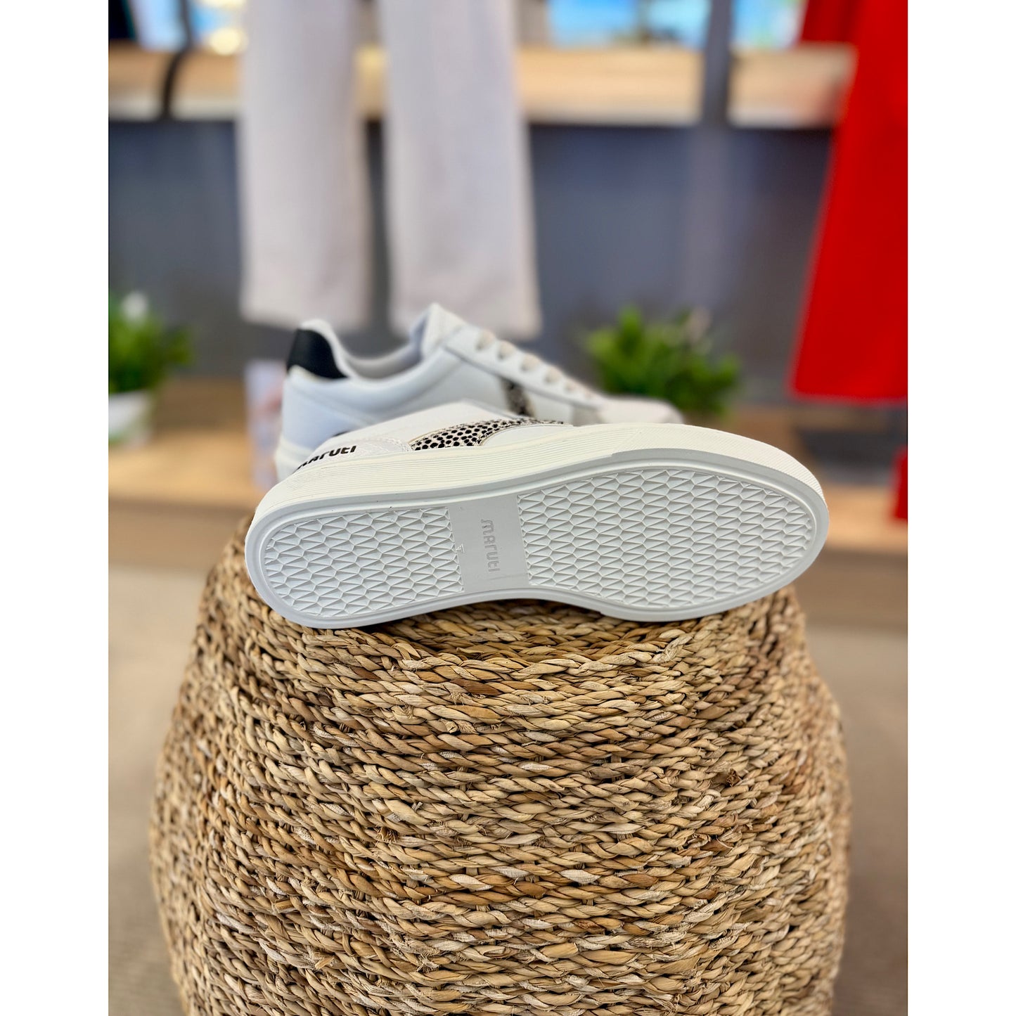 Maruti Dario Pixel Trainers