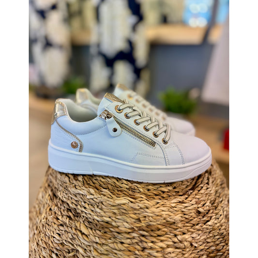 XTI Ice White Trainers