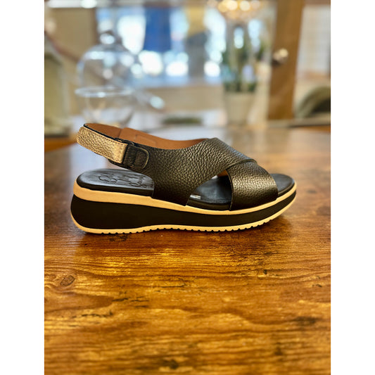 Oh My Sandals Doya Leather Wedge