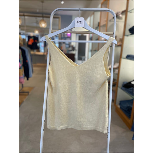 PRE-LOVED B.Young Top Size Large BNWT