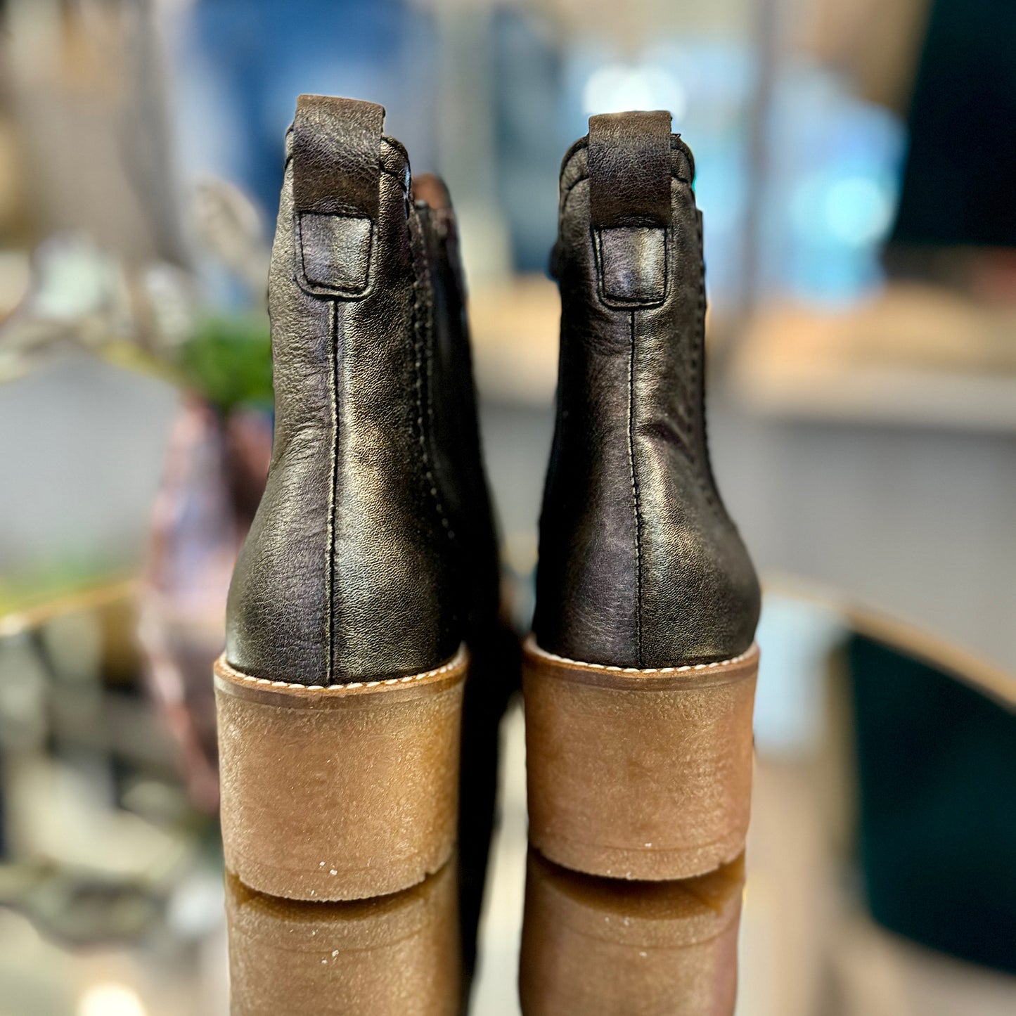 Pitillos Metallic Chelsea Boot