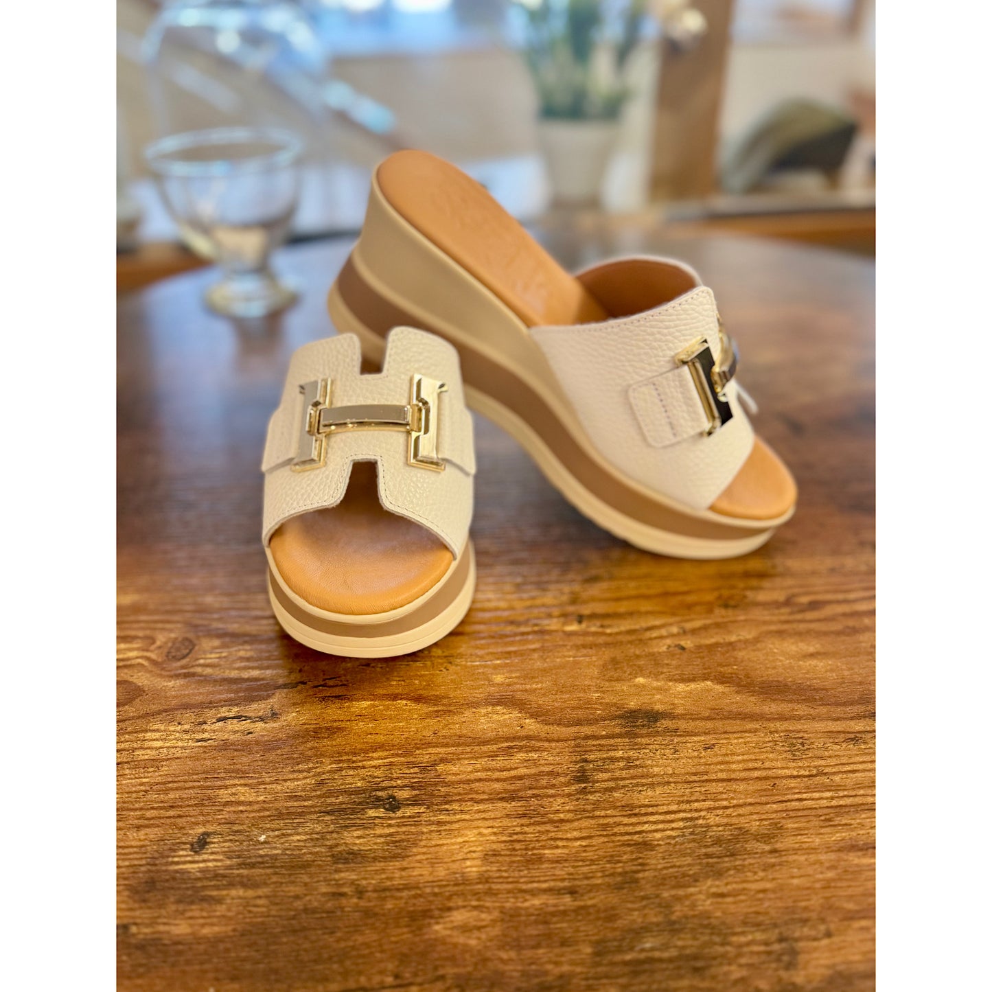 Oh My Sandals Doya Blanco Leather Wedge