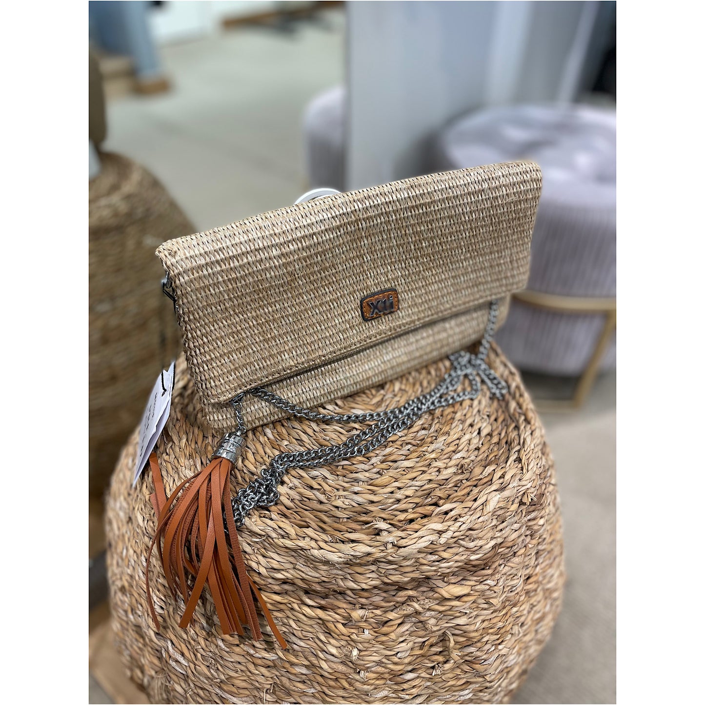PRE-LOVED XTI Rafia Bag