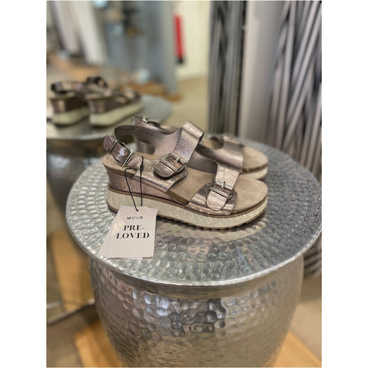PRE-LOVED XTI Sandals Size 36 (3)