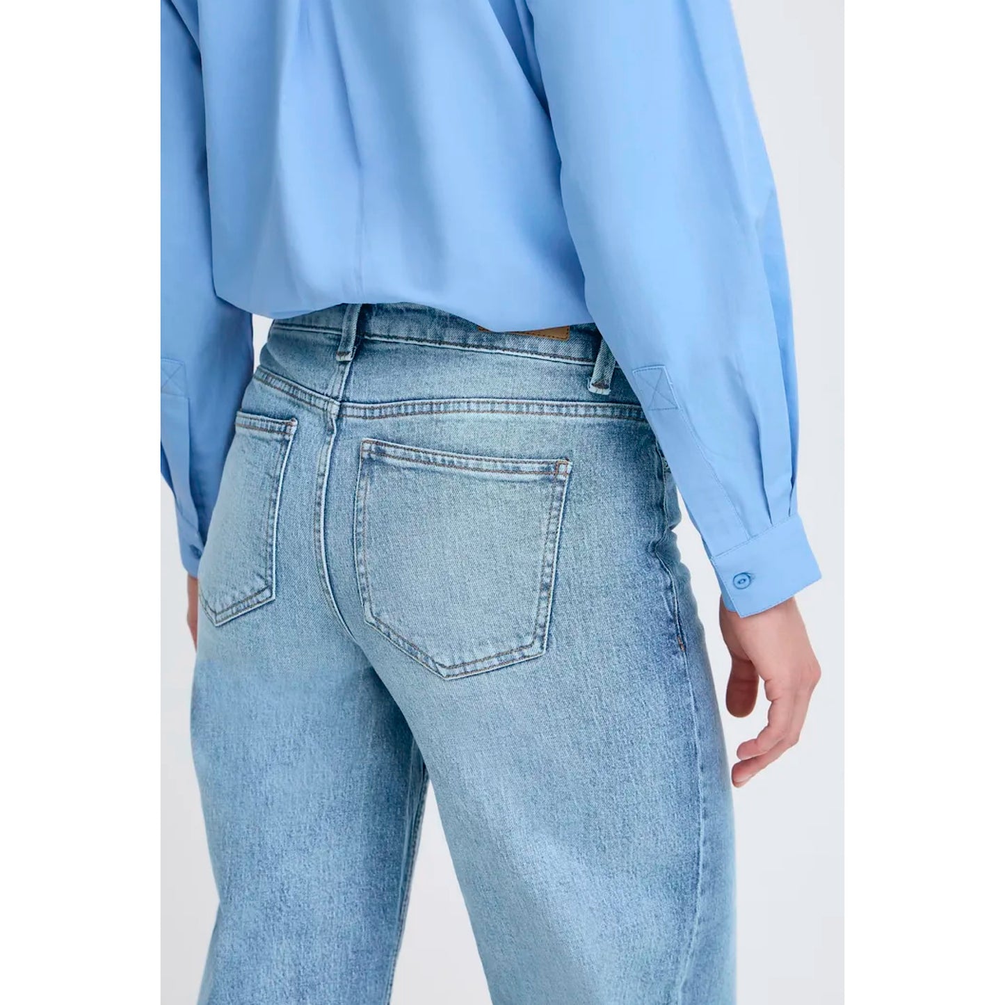 B.Young Kyjla Cropped Jeans Light Wash