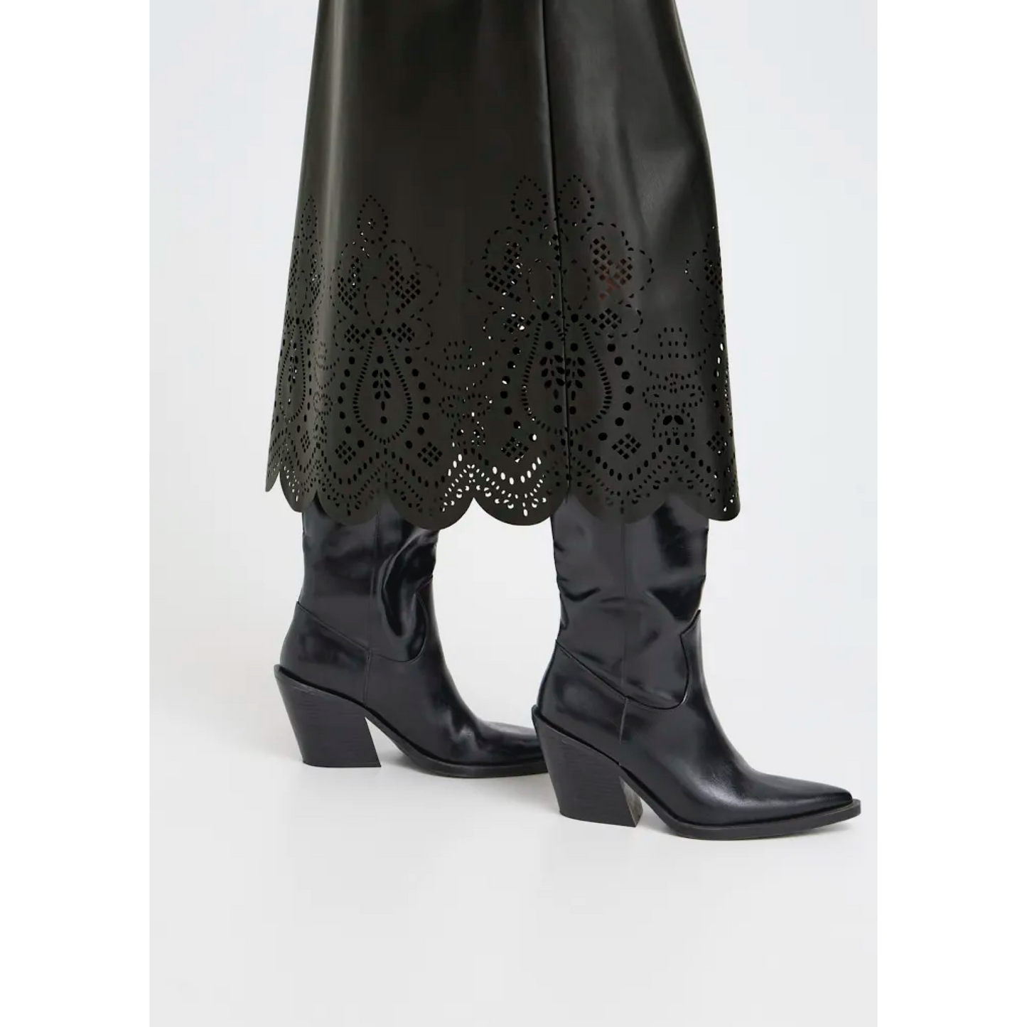 B.Young Densio Skirt