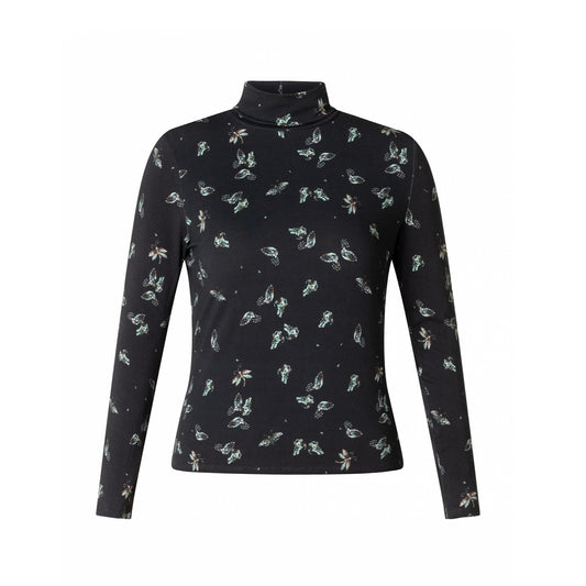 Yest Yenthe Rollneck