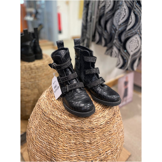 PRE-LOVED MJus Leather Boots Size 36 (3)