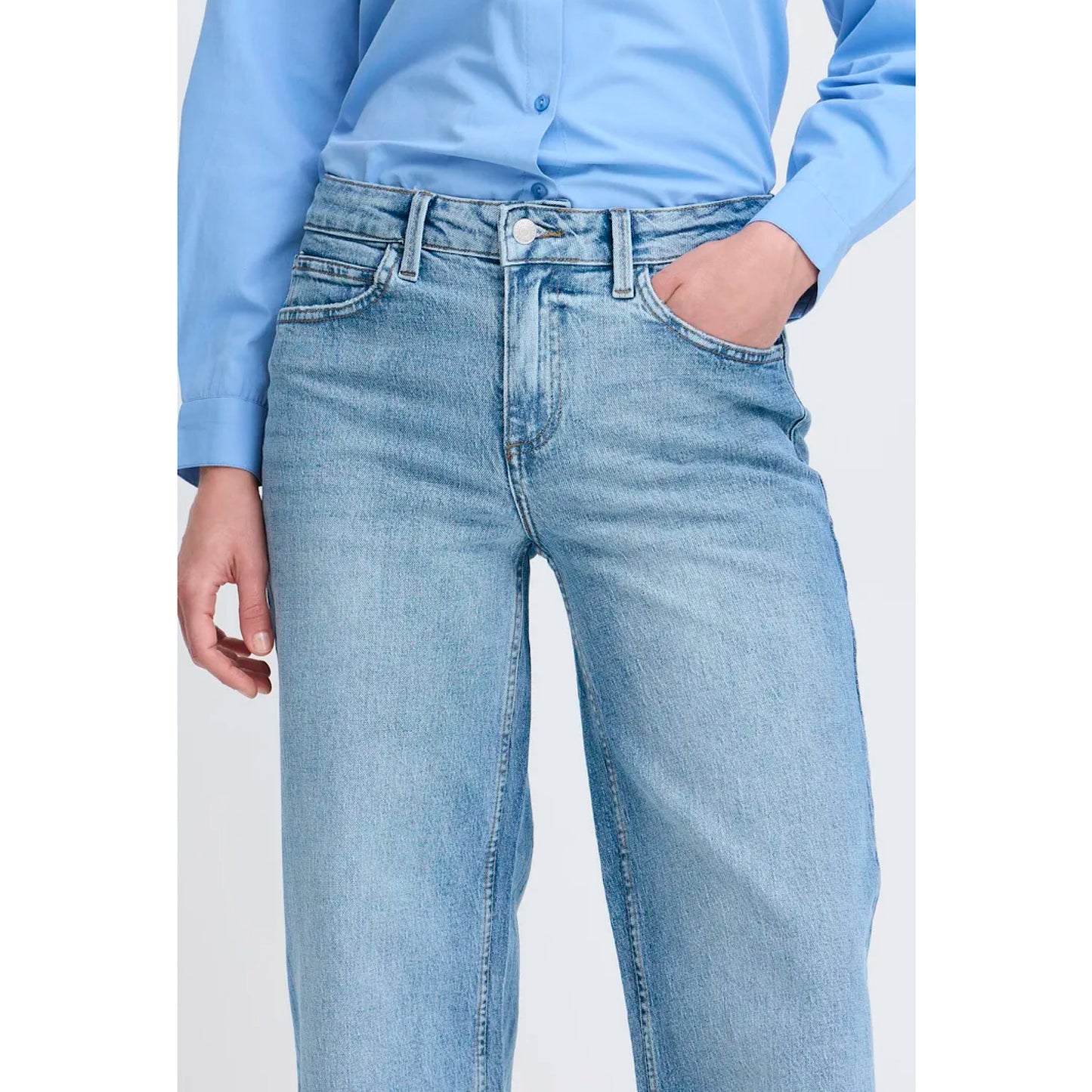 B.Young Kyjla Cropped Jeans Light Wash