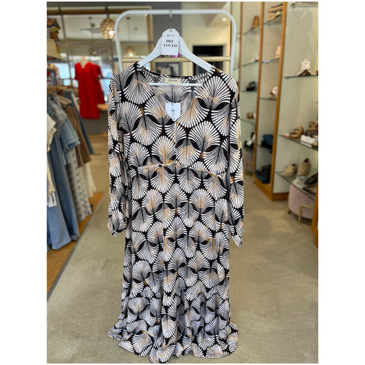 PRE-LOVED Cream Dress Size 14