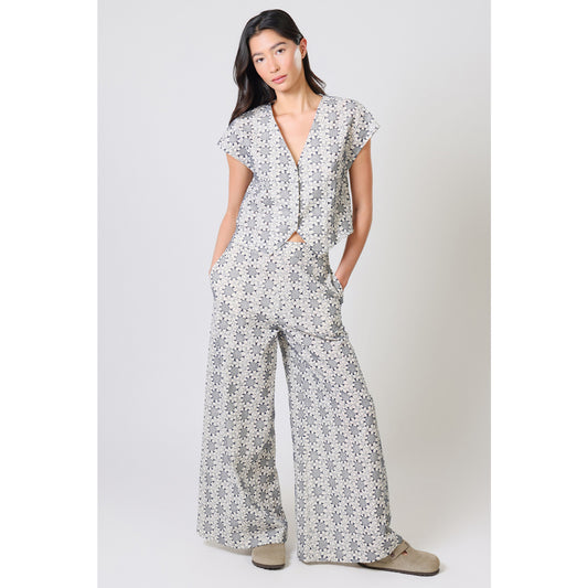 Traffic People Miss Daisy Gatsby Top
