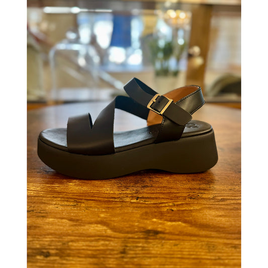 Oh My Sandals Leather Flatform