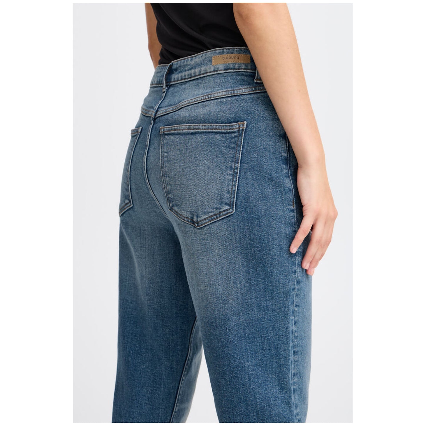 B.young Mom Loetta Jeans