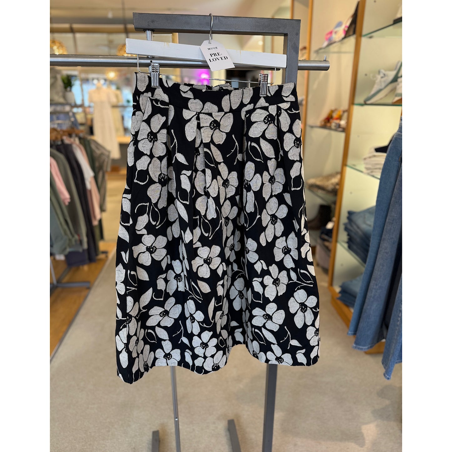 Pre-Loved Cream Skirt Size 10