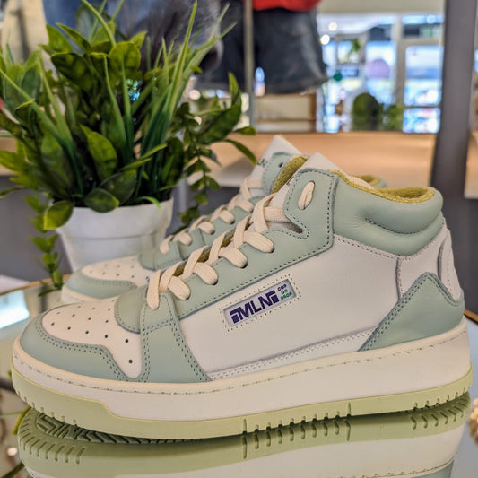 Meline Logic Bianco High Top Trainers
