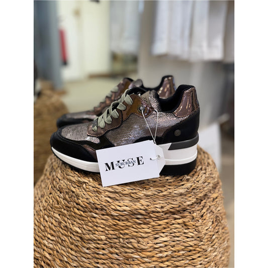 PRE-LOVED XTI Wedge Trainer Size 4 BNWT
