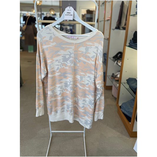 PRE-LOVED Sundae Tee Sweatshirt Size L