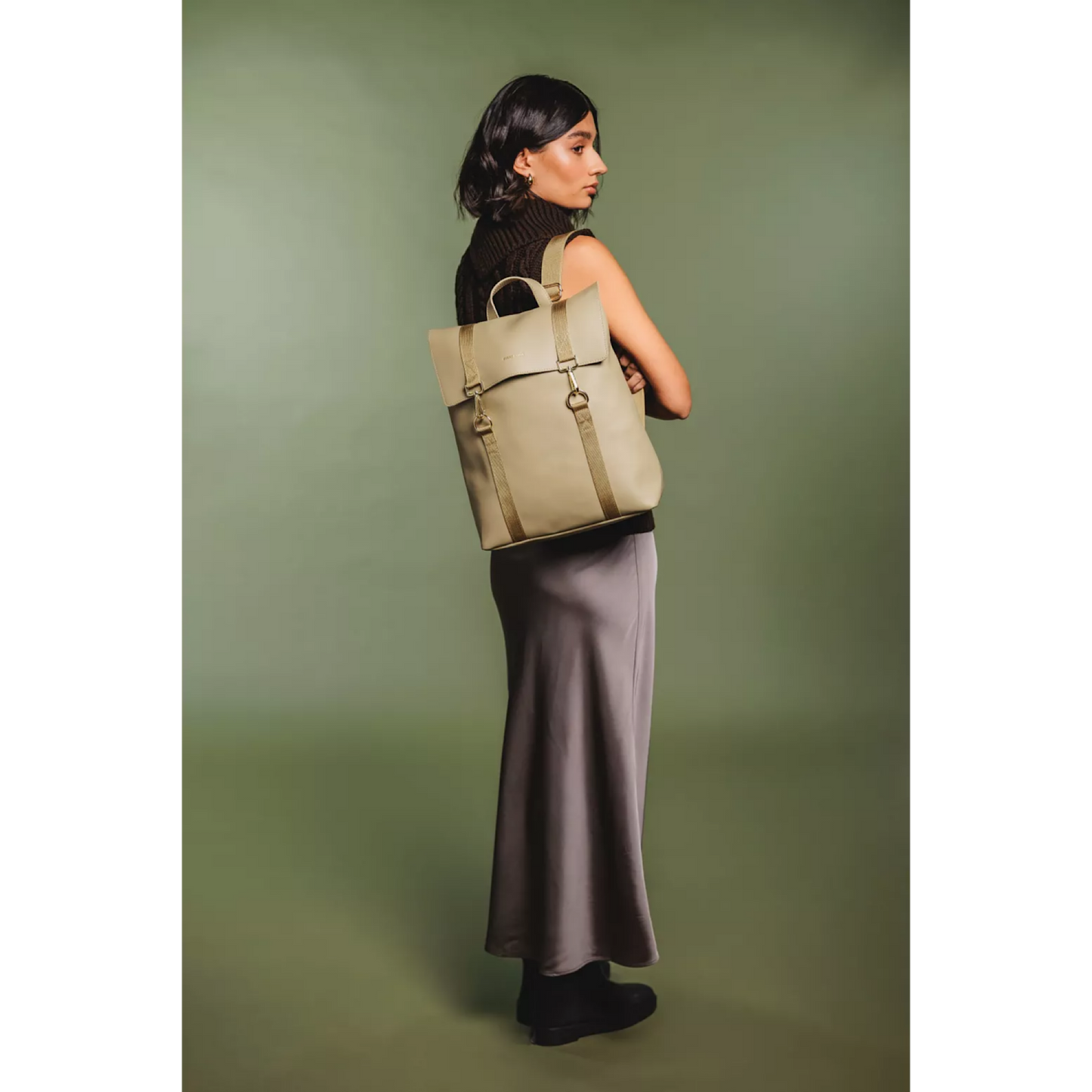 Every Other Double Clip Back Pack