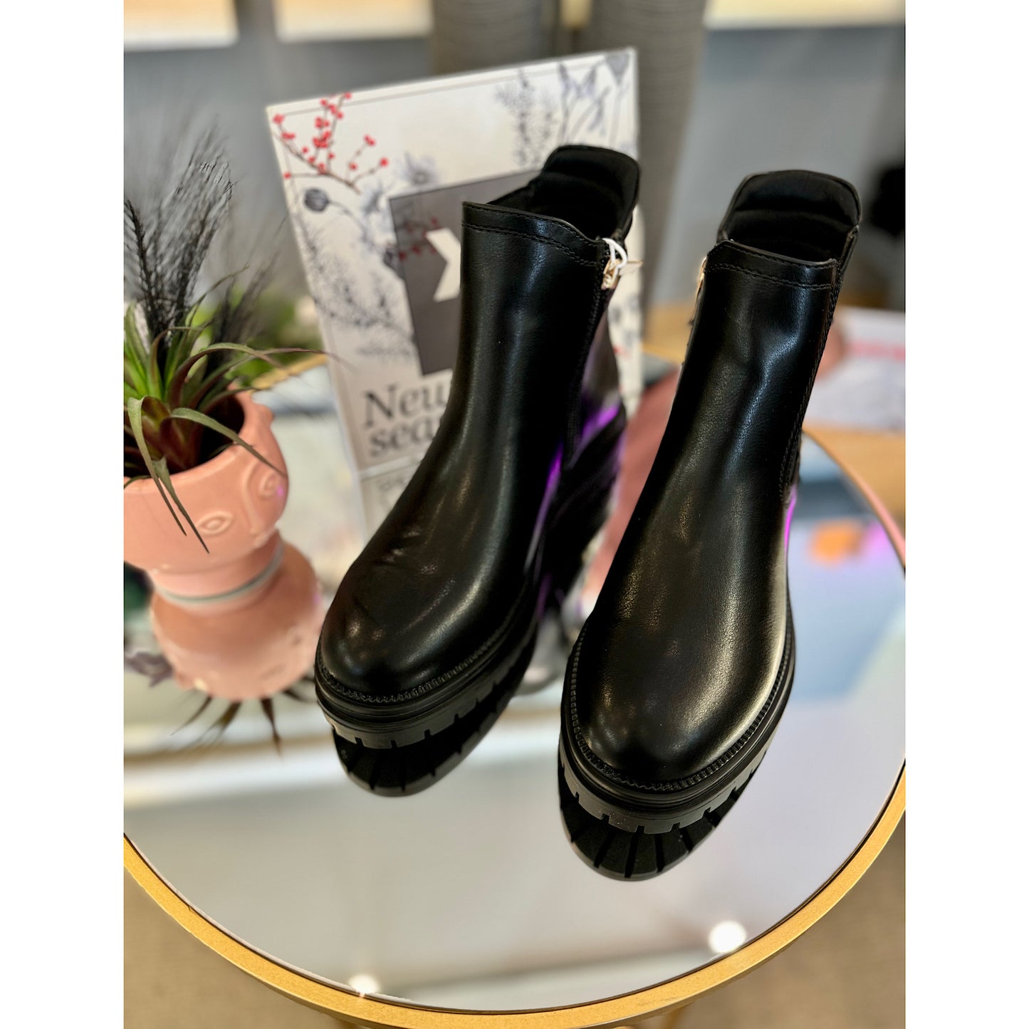 XTI Black Chelsea Boot