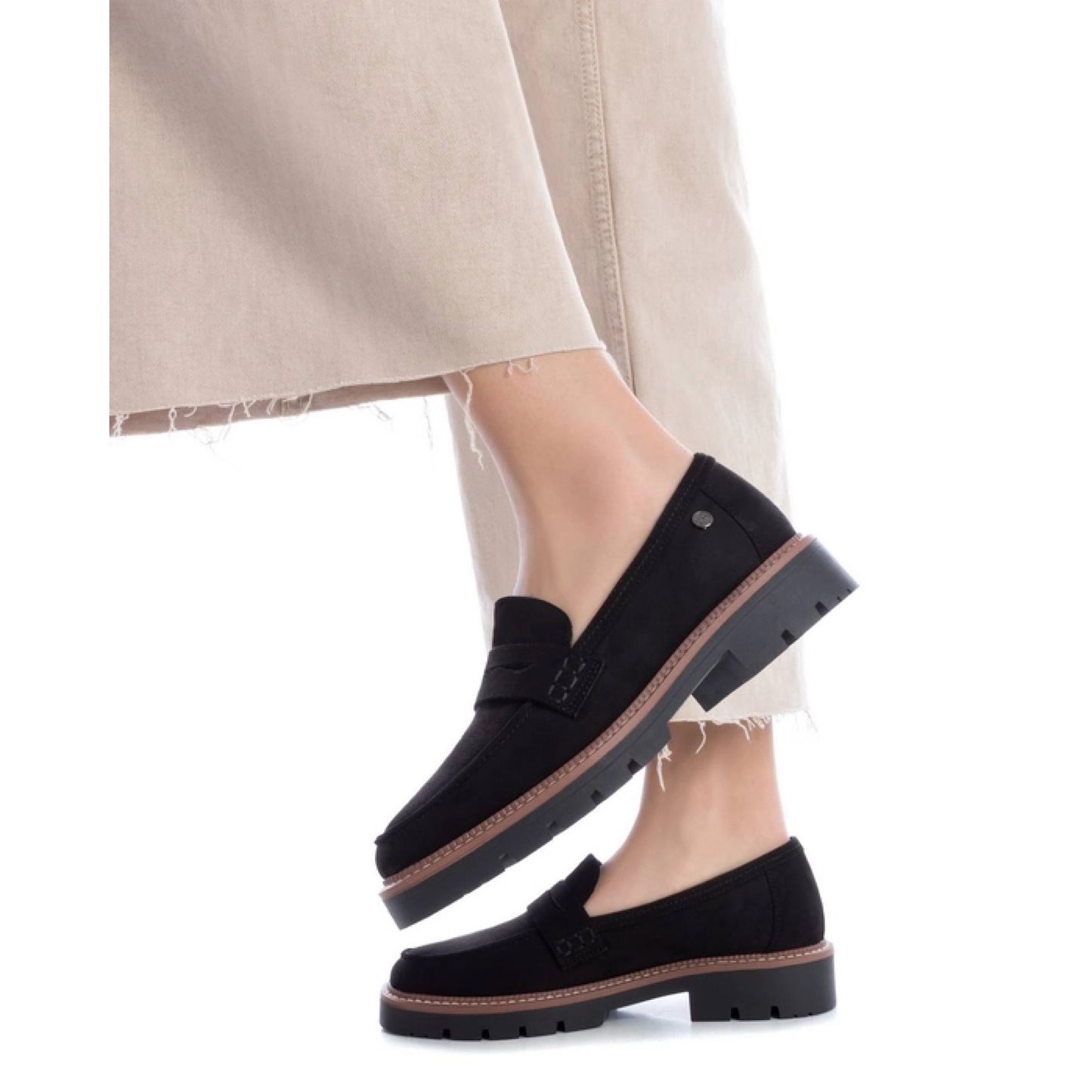 XTI Loafers