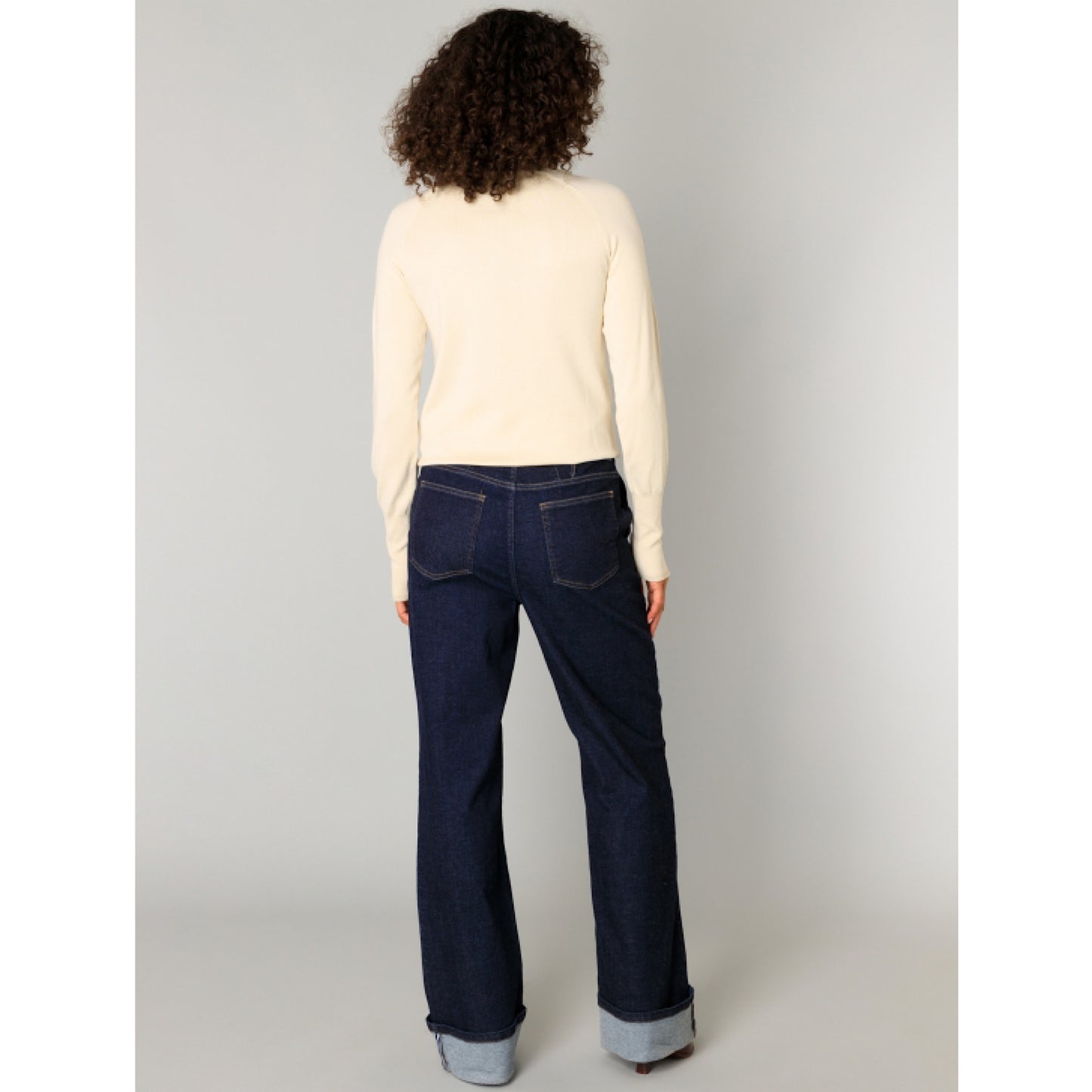 Yest Ojasvini Roll Neck