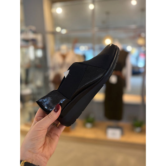 Pitillos Cross Leather Shoe