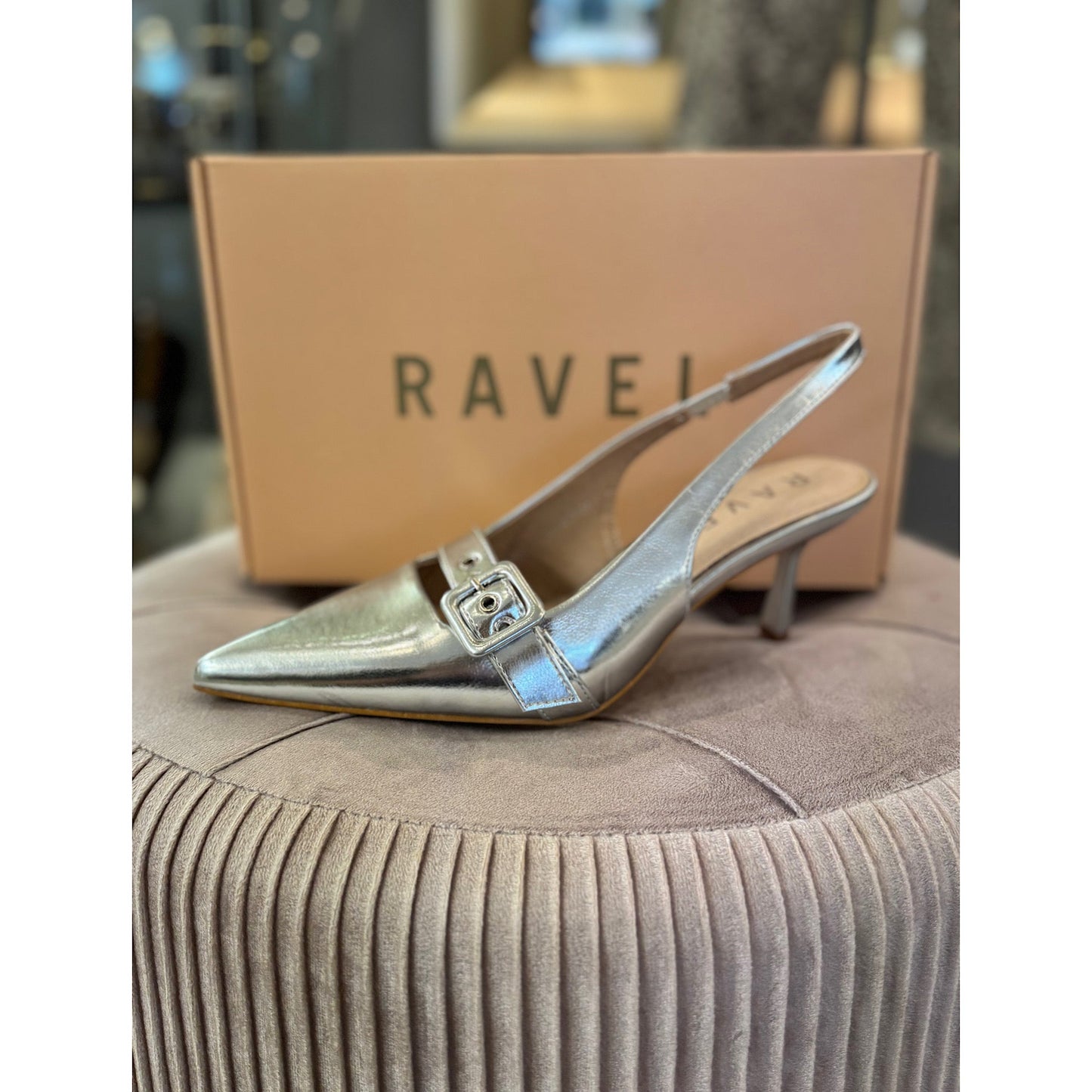 PRE-LOVED Ravel Metallic Shoes Size 5
