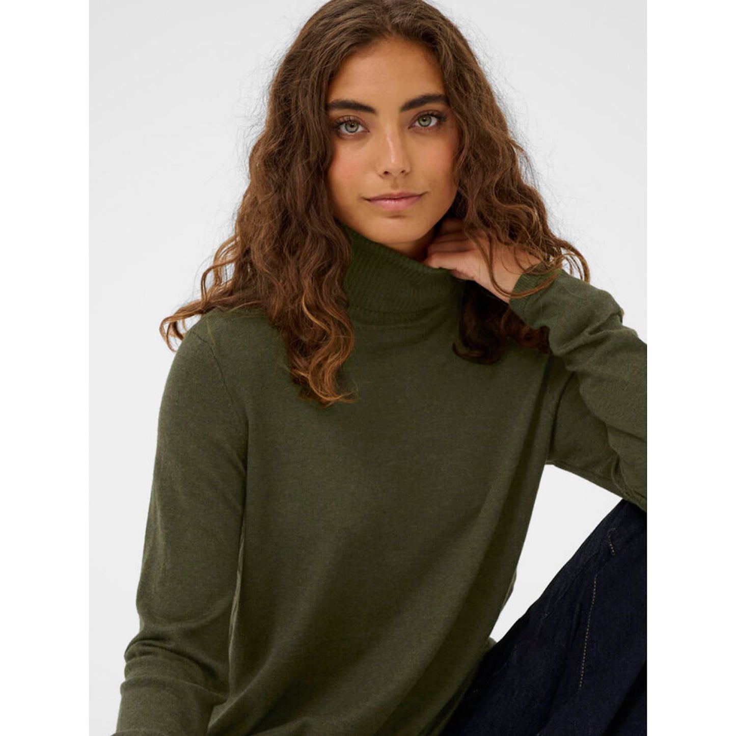 Culture Annemarie Loose Rollneck