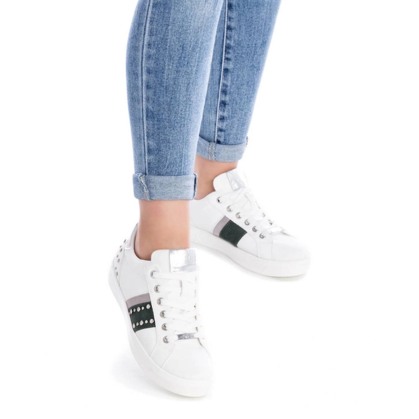 XTI Stripe Sneaker