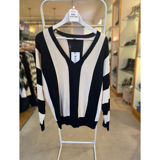 PRE-LOVED Culture Top Size Medium